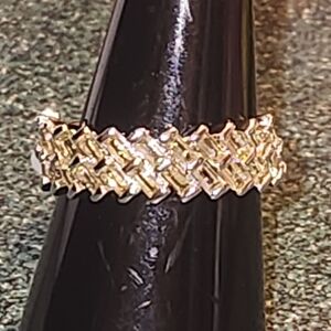 Bomb party ring size 7 Can't be Intimidated Lemon Cubic Zirconia NWT Rbp7470